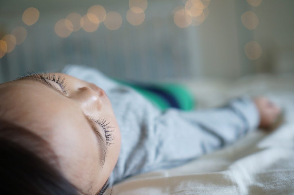 Hábitos de sueño: rutinas para que el bebé duerma mejor